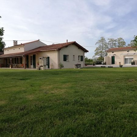 Jau-Dignac-et-Loirac La Mancine Laulan B&B 외부 사진